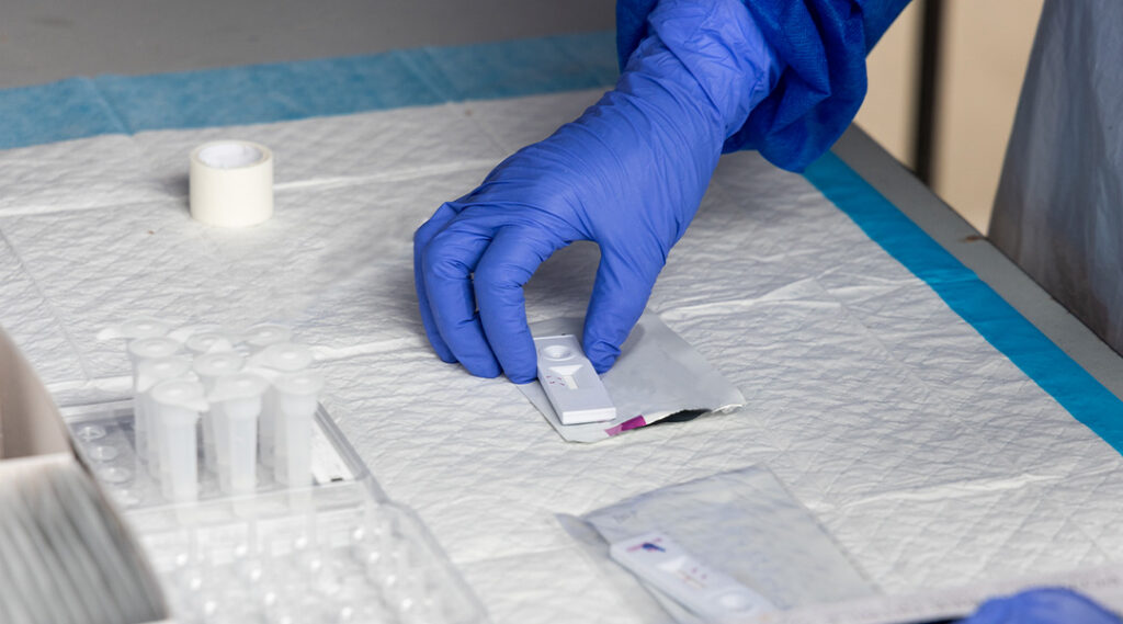 Esperando el resulta de la prueba de VIH
